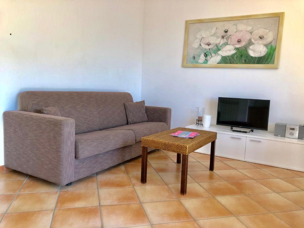 Residenza Ai Ronchi 1 2 6 Lejlighedshotel Maccagno Eksteriør billede