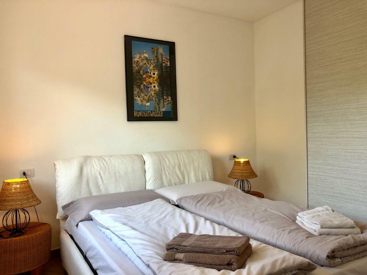 Residenza Ai Ronchi 1 2 6 Lejlighedshotel Maccagno Eksteriør billede