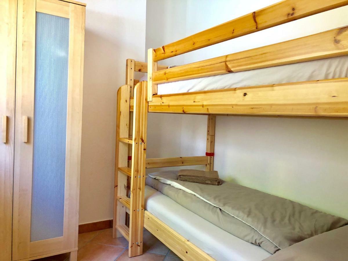 Residenza Ai Ronchi 1 2 6 Lejlighedshotel Maccagno Eksteriør billede